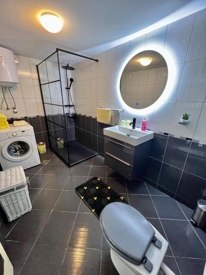 Apartment Nikolina Trogir Eksteriør billede