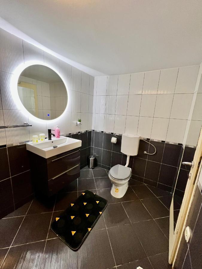 Apartment Nikolina Trogir Eksteriør billede